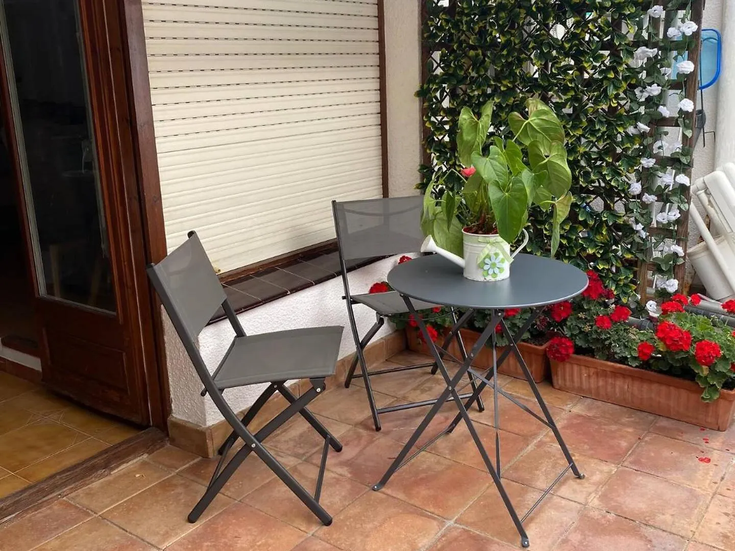 Montrás Casa Con Terraza, Piscina Y Zona Barbacoaヴィラ 別荘