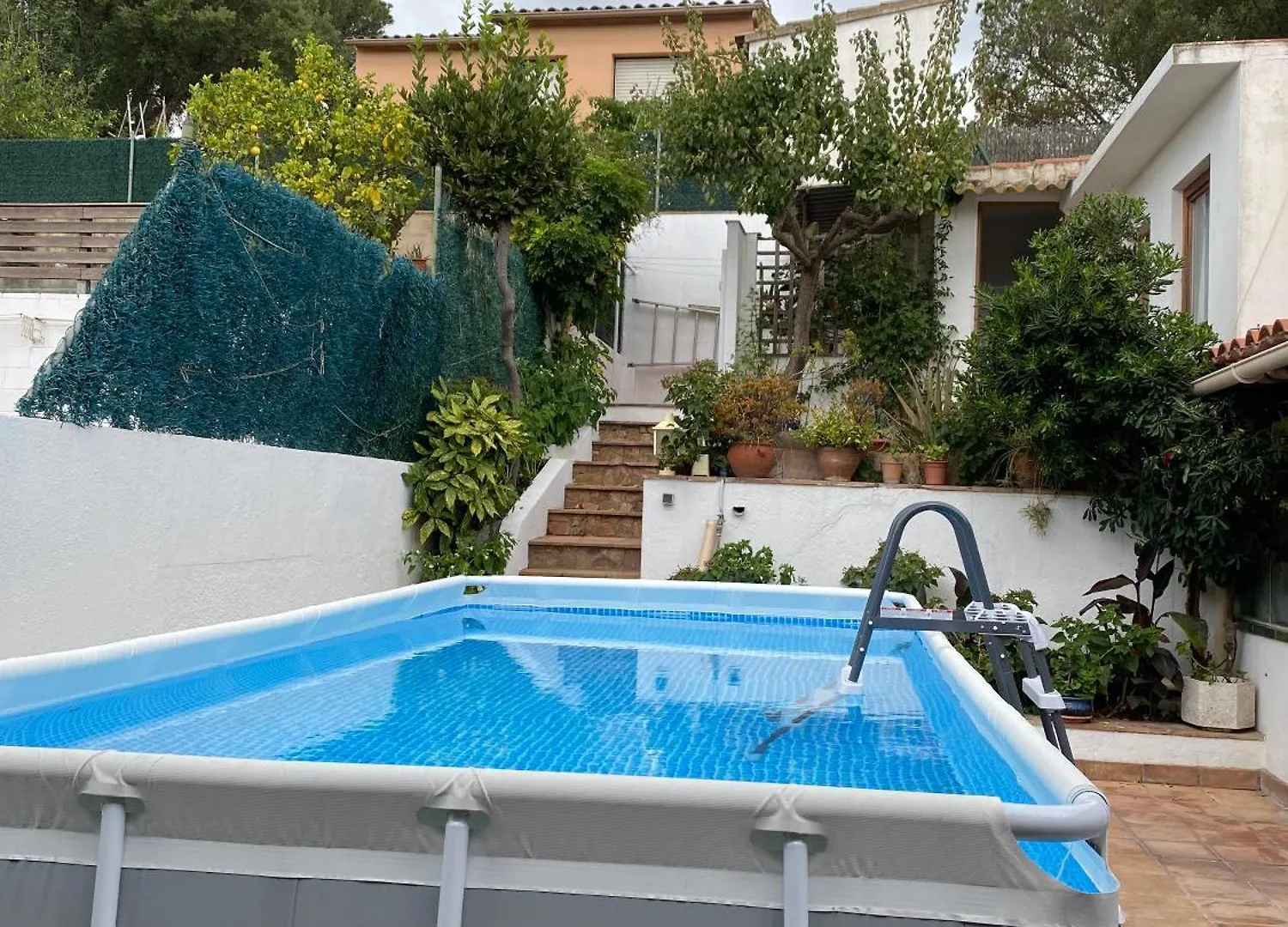 Montrás Casa Con Terraza, Piscina Y Zona Barbacoaヴィラ