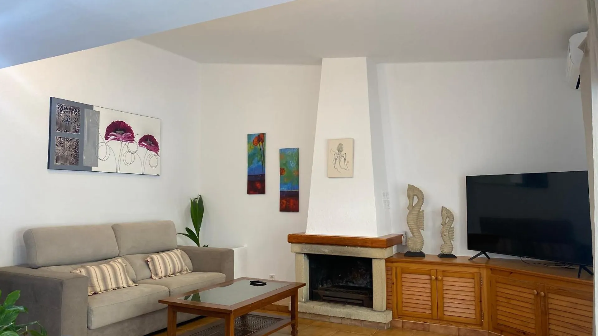 הוילה Montrás Casa Con Terraza, Piscina Y Zona Barbacoa